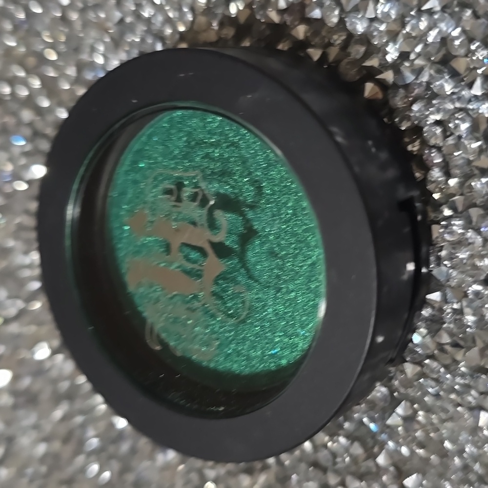 🧚♀️IGGY Kat Von D DISCONTINUED Metal Crush Eyeshadow NWOBox - Picture 4 of 6